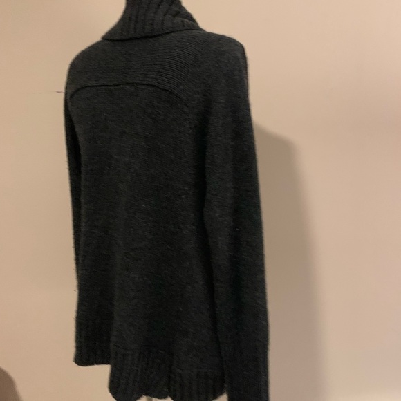 VINCE. Alpaca, merino wool cardigan- size L great condition - Picture 8 of 11